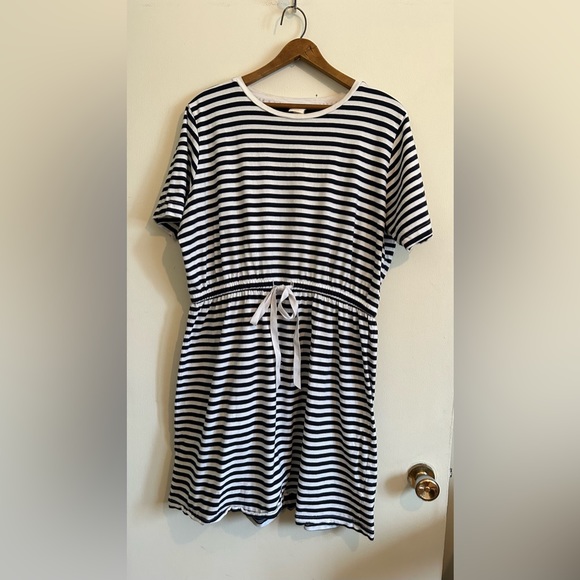 Marina Dress HM - Picture 1 of 3